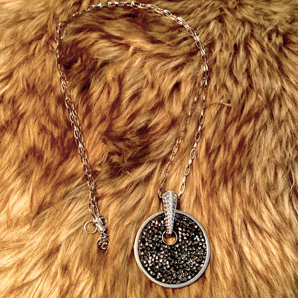 Touchstone Crystal 30 inch chain with a reversible pendant
